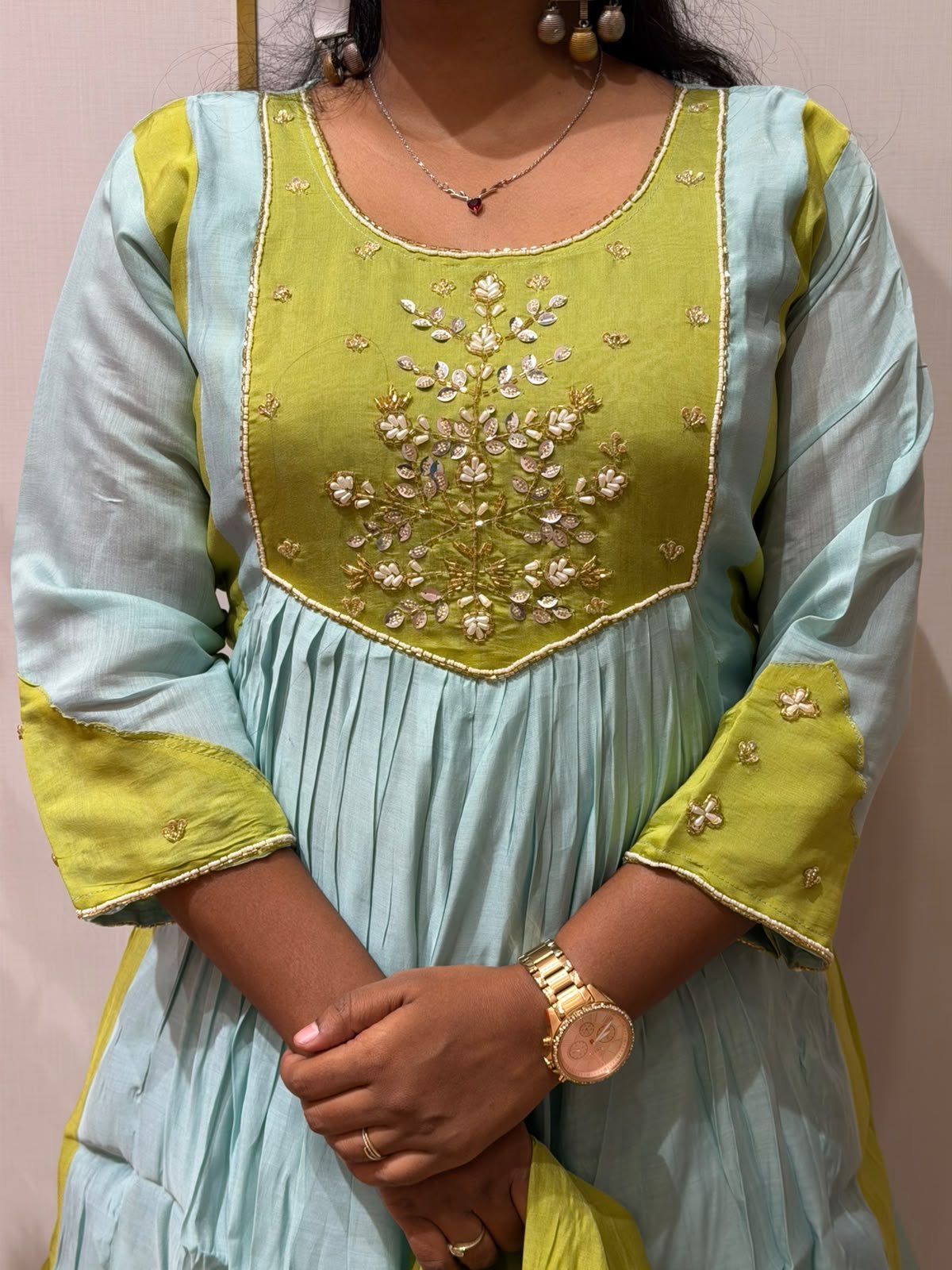 Manu - 104 - Blue - Image 2