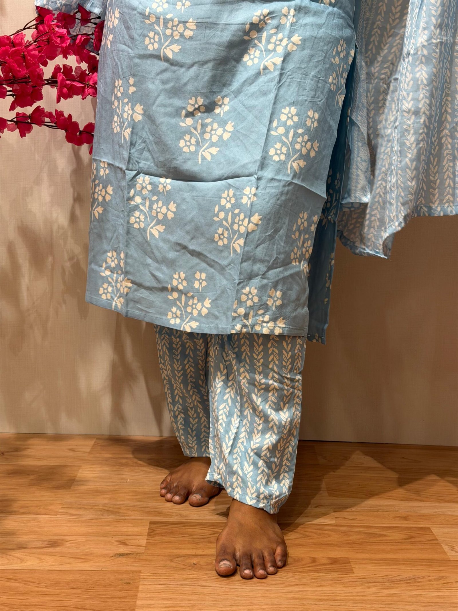Nila (Blue) - Image 4